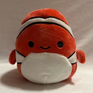 ✨ 2/$15 or 3/$20 ✨ NWOT Ricky the Clownfish Squishmallow 5in